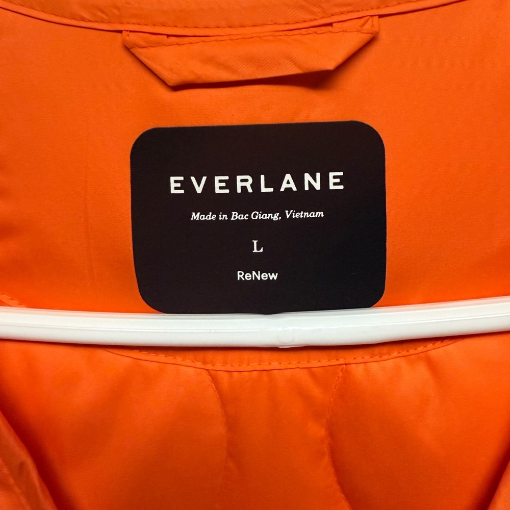 Everlane ReNew Orange Quilted Primaloft Vest - Picture 2 of 4